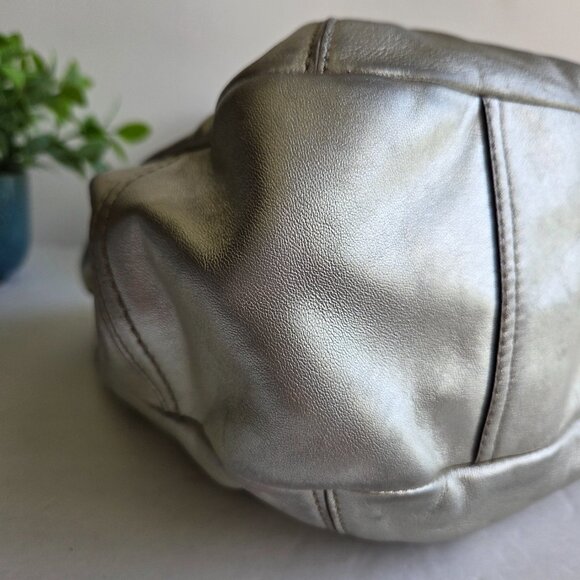 EUC Coach Ergo Metallic Silver Kisslock Bag (#12831) - Picture 7 of 12